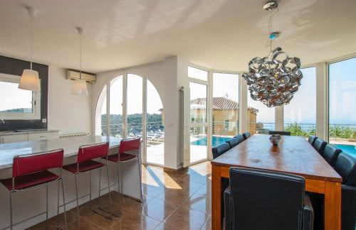 Villa Gaudí by Interhome - Foto 9