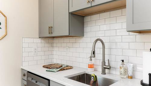 End Zone Escape - 2BR house 1 mile to ND Stadium! - Foto 3