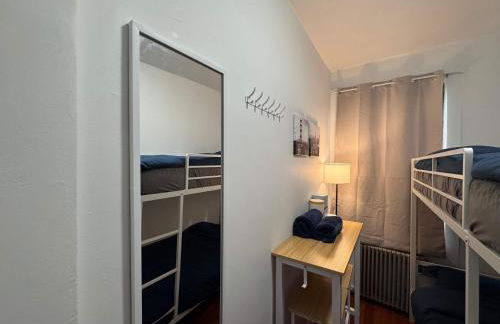 Room in Chelsea 2 with Kitchen - Shared Bathroom -5th Floor Walk-UP - Foto 12