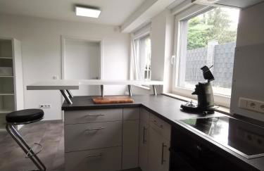 Moderne Wohnung mit Terrasse und eigenem Zugang. - Foto 5