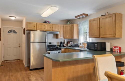 Modern Bungalow Home with Mid-Century Flair - Photo 14