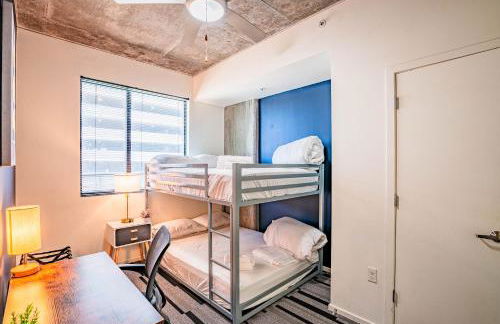 Relaxing 2BD - Central Downtown - Gym, Pool, Parking - Foto 43