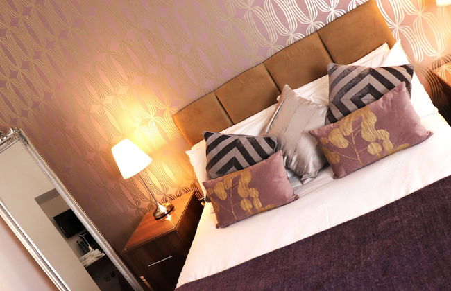 Breck Blackpool - Photo 19