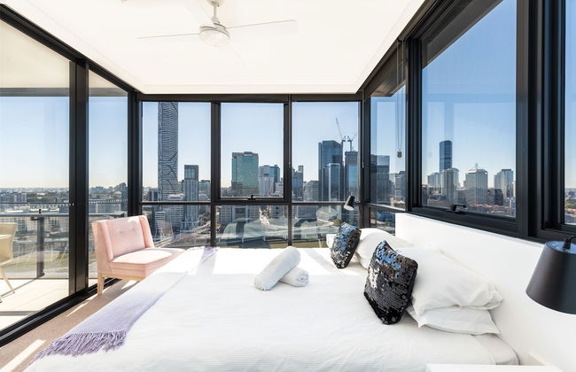 Airhome Southbank Riverside Tower - Photo 17