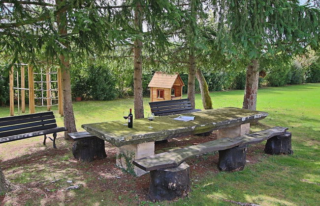 Cottage in Urbania With Pool & Terrace - Foto 19