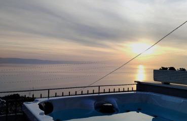 Holliday home Alida with jacuzzi - Photo 2