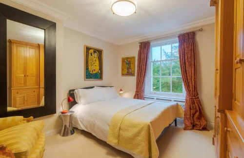 Stunning 6-bedroom countryside home - Photo 17