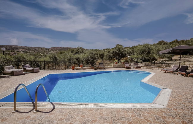 Villas Lefkothea - Photo 36