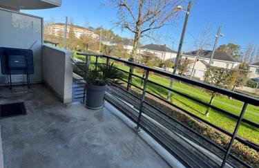 Le Bignon - Wifi, TV, 4 personnes, 1 min à pied du tram - Foto 17