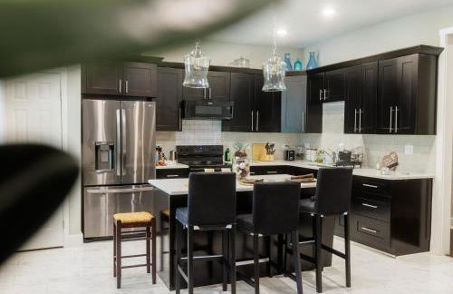 Incredible King Bed Room Private Bathroom - Foto 4