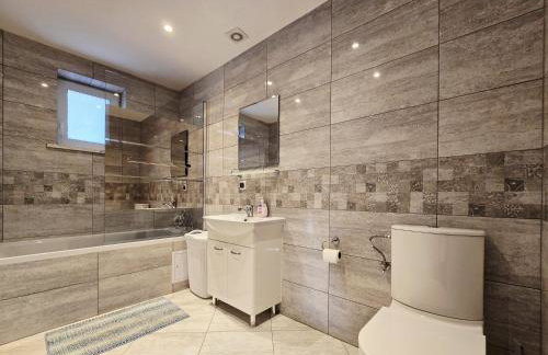 Dom z jacuzzi, house with a hot tub - Foto 3