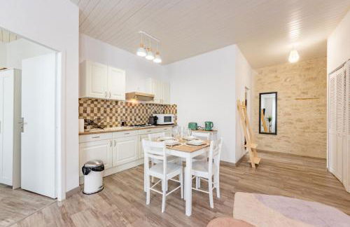 Quercy Blanc coeur de village parking facile - Foto 13