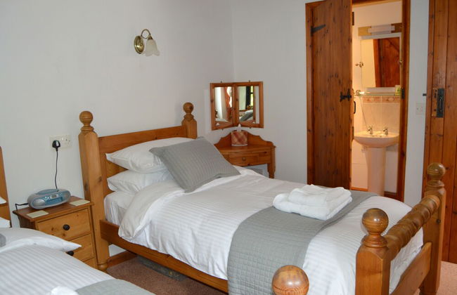 Shipload Cottage - Photo 4