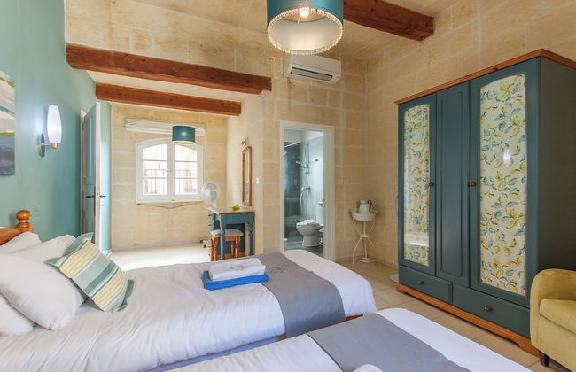 Twilight Gozitan Farmhouse With Pool - Foto 2