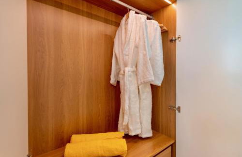 Bayline - Beachfront Bliss & Spa by Bedzy - Foto 25