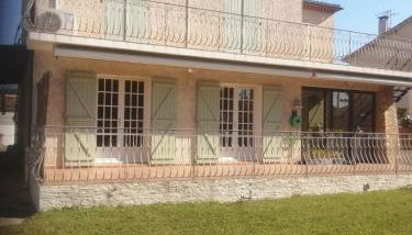 GITE HISTOIRE DE FAMILLE - Foto 2