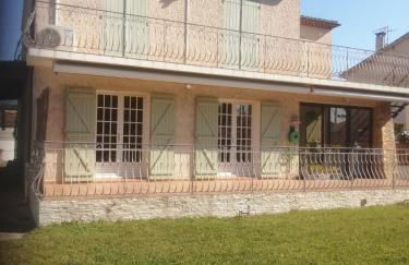 GITE HISTOIRE DE FAMILLE - Foto 2