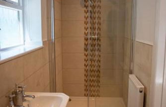 Country Crabtree Bungalow with large wild garden - Photo 49