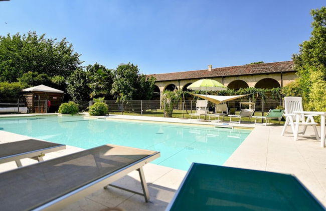 Tigli Apartment With two Bedrooms and one Bathroom on the Second Floor With 4 Metre Glass Window Apartment 6 - Foto 13