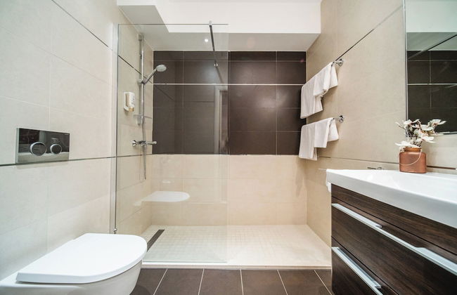 Celenga Apartments with free offsite parking - Foto 24