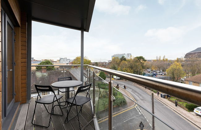 Premium 2 Bed Flat near Colindale Station - Foto 28