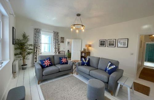 Top Deck - Fresh, stylish seaside apartment - Foto 1