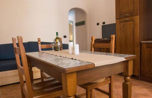 ISA - Residence with swimming pool in Sos Alinos, apartments with air conditioning and private outdoor area - Foto 11