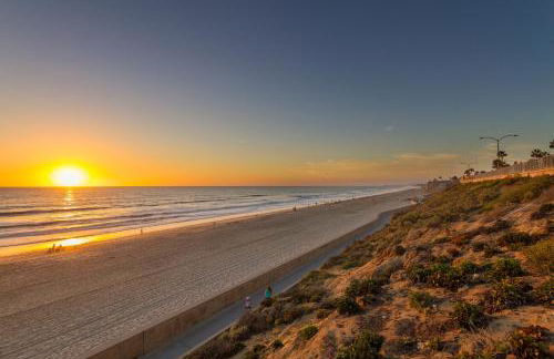 Walk To The Beach - Outdoor Dining - Spacious - Foto 41