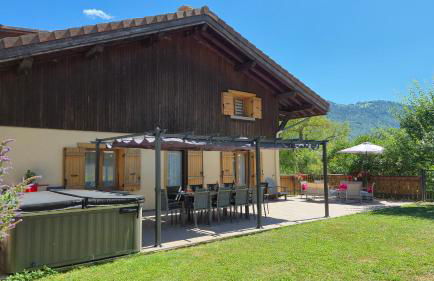 Chalet avec Jacuzzi, billard, jardin clos, proche Paradiski - Foto 10