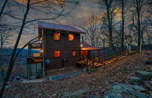 Eagles View Ridge - Gorgeous Mountain Views from the Hot Tub + Firepit - Foto 61