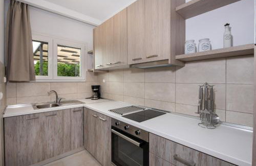 Elenas Village House - Love apartment with Pool and Terrace - Foto 25