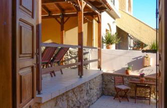 Chrysi's Boutique Traditional guesthouse - Photo 44