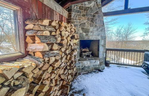 Stunning Luxury Ski-InSki-Out Home w Hot Tub - Foto 14