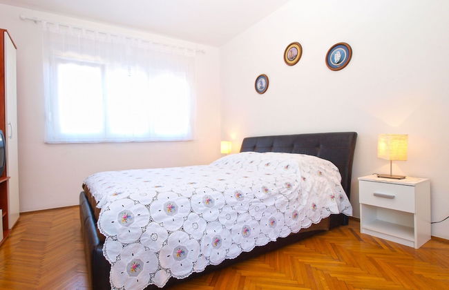 House 1201 - Photo 6