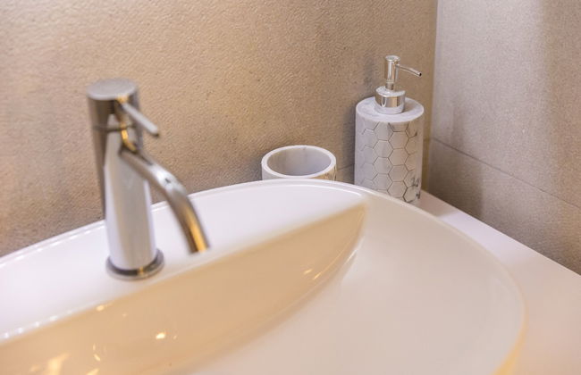 Beachfront Villa Brulupes - Foto 32