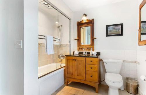 Blackstone on the Bluff with Lake Views Historic Home Family Friendly - Foto 41