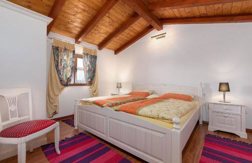 Mediterrane Villa mit privatem Salzwasserpool, Babybett, Whirlpool, Tischtennis, Spielplatz - Foto 23