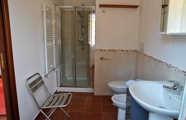 Red Roses Flat in a Semi-detached Villa - Foto 12