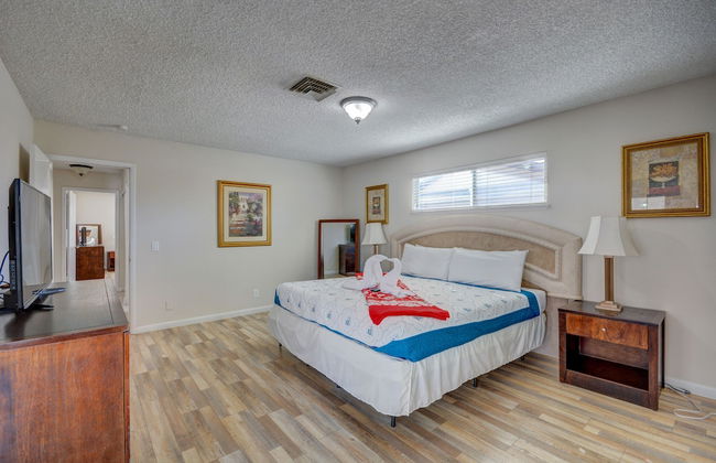 Luxurious 4BR House with Large Pool Near Strip - Foto 4