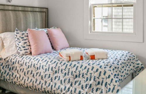 Stunning Bay Views | Beach Access - Deck - Parking - Photo 17