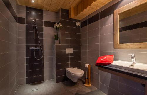 Gîte Balnéo Au Coeur des Alpes - Foto 51