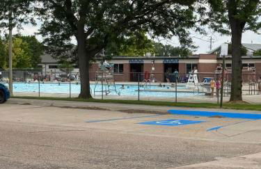 The Spruce House Family 4BR 2 Bath Great Location In Ogallala Close to Lake McConaughy - Foto 13