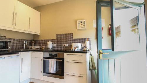 Foxholes Barn - Photo 5