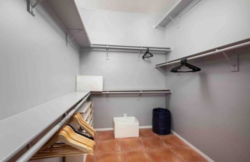 Stargazers Private Paradise with Pool and Hot Tub! - Foto 23