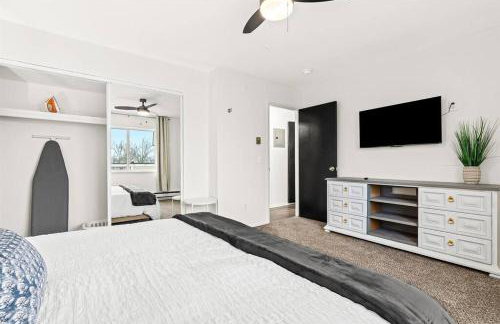 1BR Pet-Friendly Apartment with King Bed - Foto 12