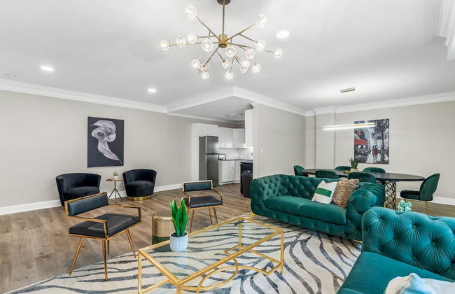 House at Phipps - Photo 53