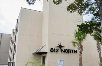 Coastal Luxury Studio One Block to Big Rock - Foto 6