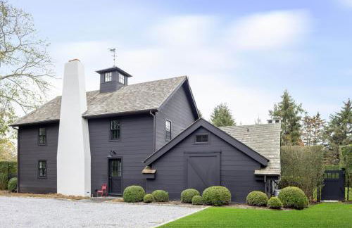 Bridgehaven Estate by Rove Travel - Luxe Home with Pool - Photo 28