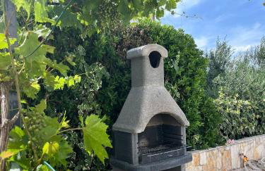 Apartment Tina, Modern, Private SeaView Outdoor Terrace, BBQ, close to beach, 2 bedrooms - Photo 2