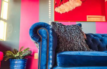 Dolly's Yacht Club - Cozy Retreat Near Broadway - Foto 18